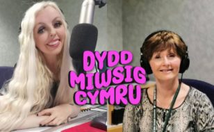 Sarah Wynn Griffiths a Jan Davies - Radio Ysbyty Gwynedd