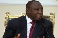 Cyril Ramaphosa yn siarad