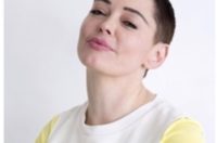 Yr actores Rose McGowan