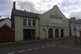 Neuadd Fictoria, Llanbedr Pont Steffan