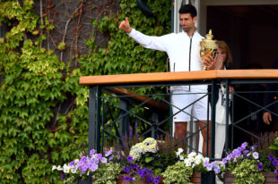 Novak Djokovic yn Wimbledon