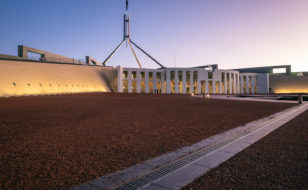 Adeilad senedd Awstralia yn Canberra